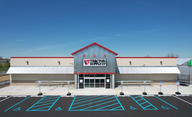 Tractor Supply Co. new construction by Peter Schwabe, Inc.